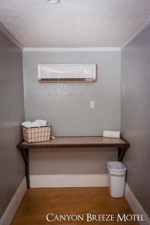 Canyon Breeze Motel Sulphur Extérieur photo